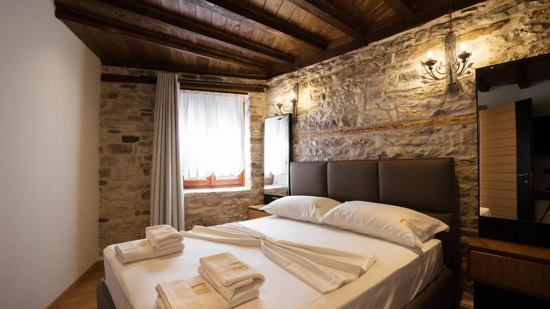 Apartment Furra Hotel Gjirokaster