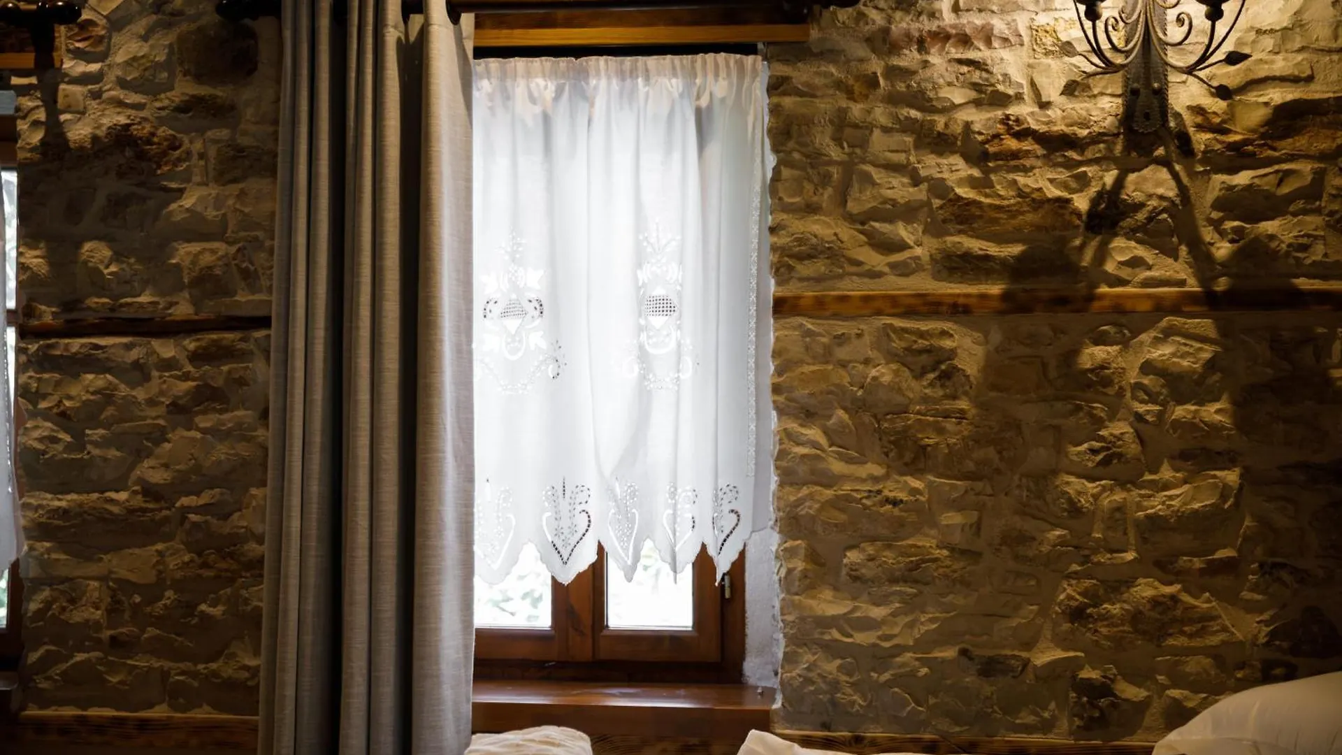 Furra Hotel Gjirokaster Albania