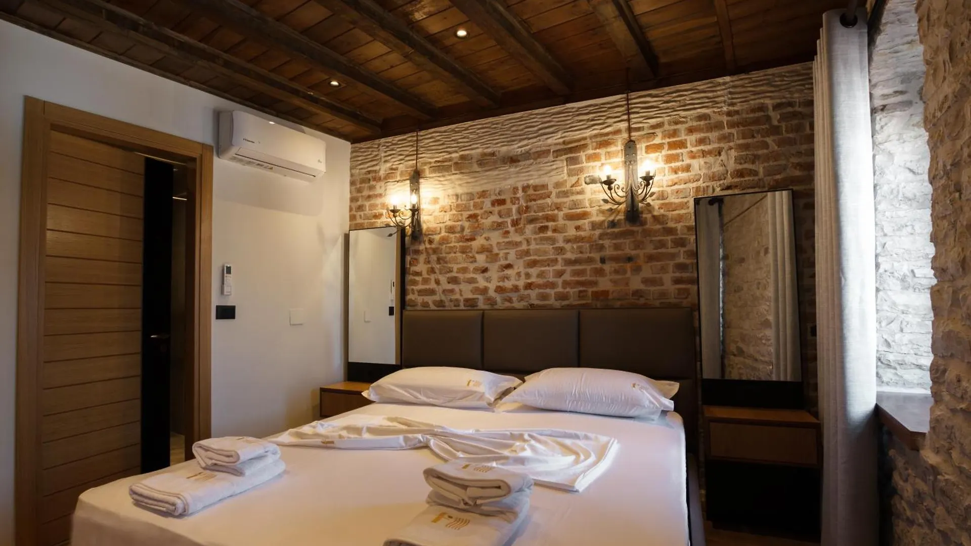 Apartment Furra Hotel Gjirokaster