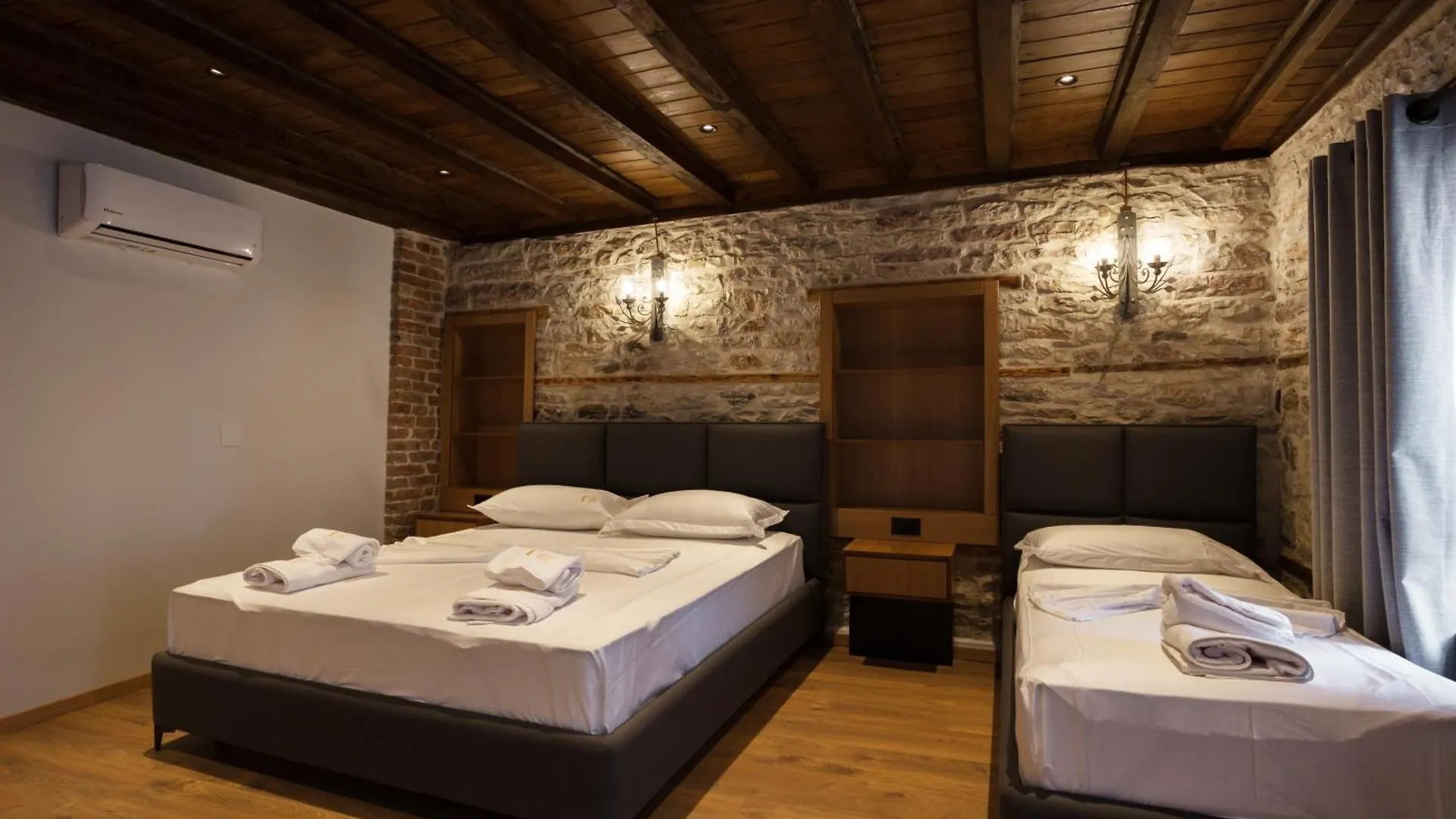 Furra Hotel Gjirokaster 0*,  Albania
